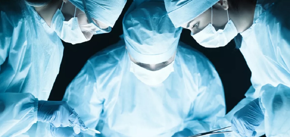 Emiratos Árabes ‘cuelga el cartel’ de se busca médico